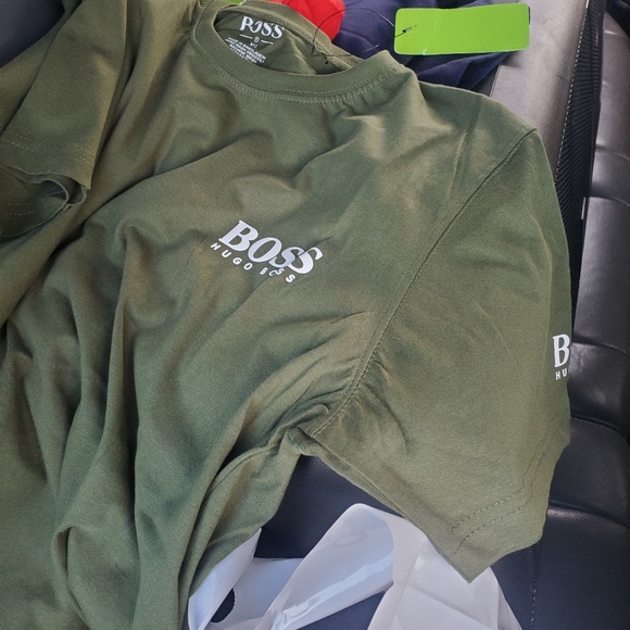 Hugo boss t shirts - Picture 8 of 13